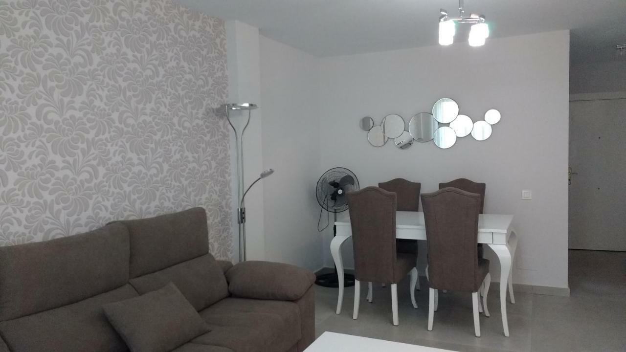 La Orquidea Apartment เบนัลมาเดนา ภายนอก รูปภาพ